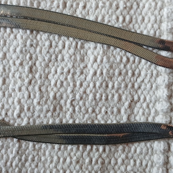 Silver Tone Necklace - Picture 2 of 5